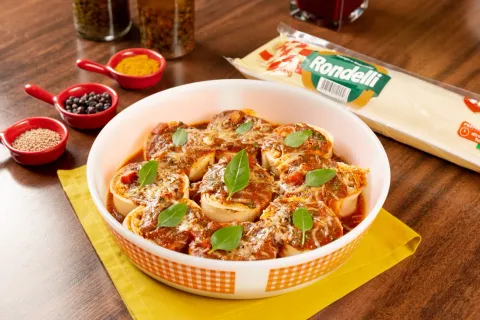 Rondelli ao molho sugo